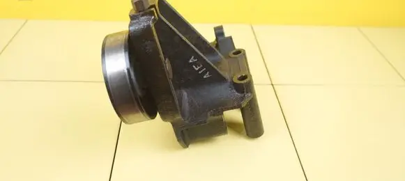 Hyundai Santa Fe Power steering belt tensioner G4JS