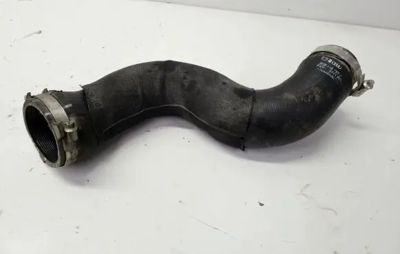 Audi A4 S4 B8 8K Intercooler hose/pipe 8K0145737J 8K0145737