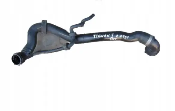 Volkswagen Tiguan Engine coolant pipe/hose