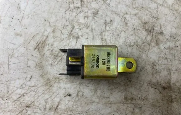 Mitsubishi Pajero Sport I Other relay Mb399789