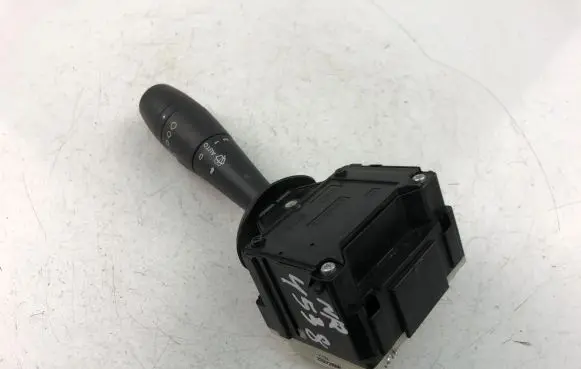 Renault Trafic III (X82) Indicator stalk 255672499R