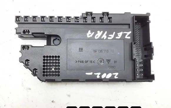 Opel Zafira A Engine control unit/module 09136113