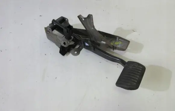 Volvo V60 Brake pedal