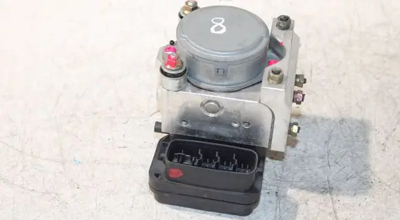 Mitsubishi L200 ABS Pump 4670A060