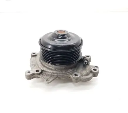 Mercedes-Benz A W177 Water pump A6422002101