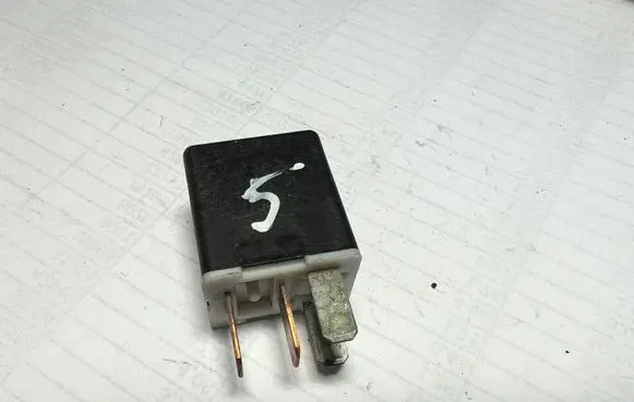 Mazda 6 Other relay 5F29 B115 DC12V