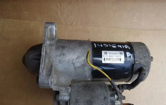 Opel Insignia A Starter motor 55353857