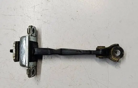 Hyundai i30 Front door check strap stopper 