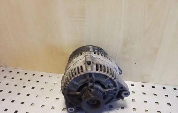 Opel Frontera B Generator/alternator 0123500008 90506202