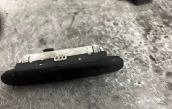 Ford Mondeo MK II Screen/display/small screen 96BB15000BC