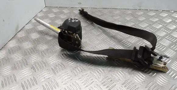 Mercedes-Benz C W202 Front seatbelt 00049564