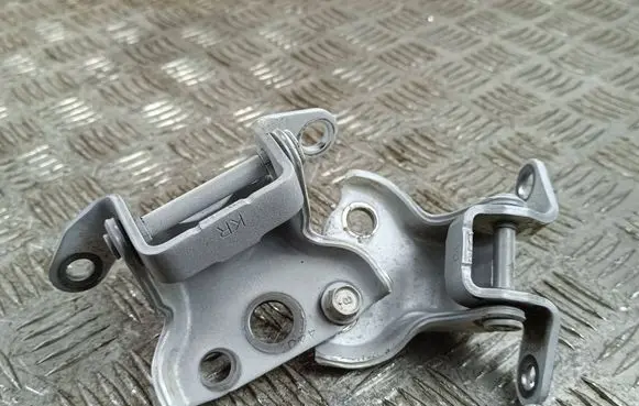 Subaru Forester SK Front door hinge set 