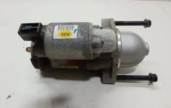 KIA Sorento Starter motor