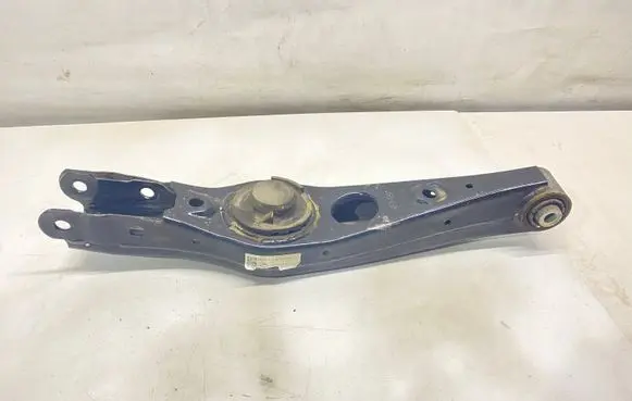 KIA Sportage Rear upper control arm/wishbone 55210D3050