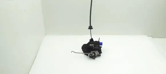 Audi A8 S8 D3 4E Rear door lock 4E0839016