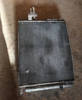 KIA Sorento A/C cooling radiator (condenser)