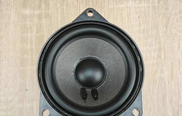 BMW 5 G30 G31 G38 Panel speaker 9354084