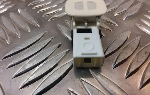 Sensor