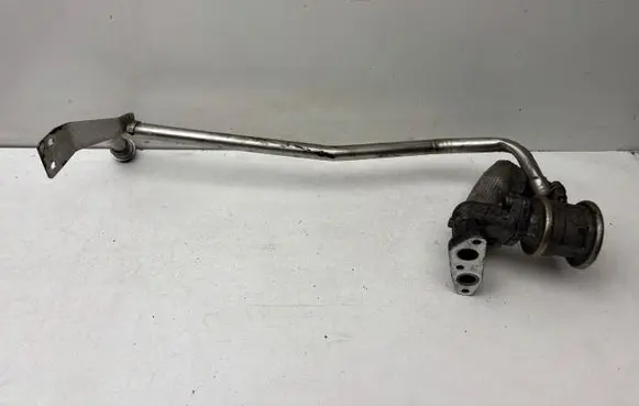 Volkswagen Touareg I EGR valve 022131143 066131101