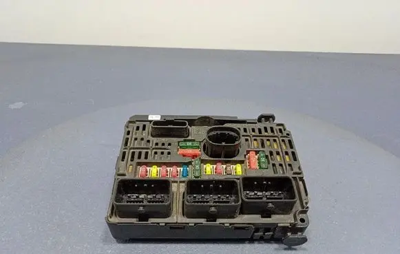 Peugeot 407 Fuse box set 9656593880