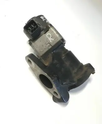 Nissan X-Trail T30 EGR valve
