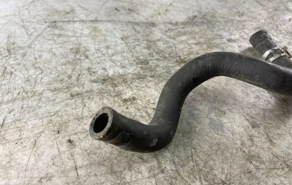 Mitsubishi Pajero Sport I Engine coolant pipe/hose