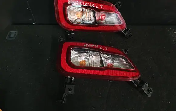 Hyundai Kona I Rear bumper light 92405K4010