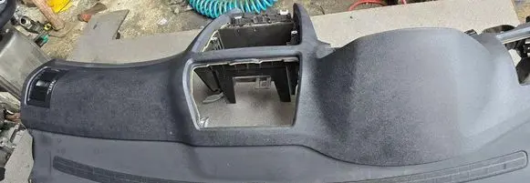 Skoda Octavia Mk2 (1Z) Dashboard brak