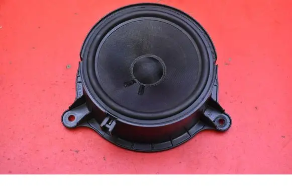 Renault Zoe Subwoofer speaker 281441333R
