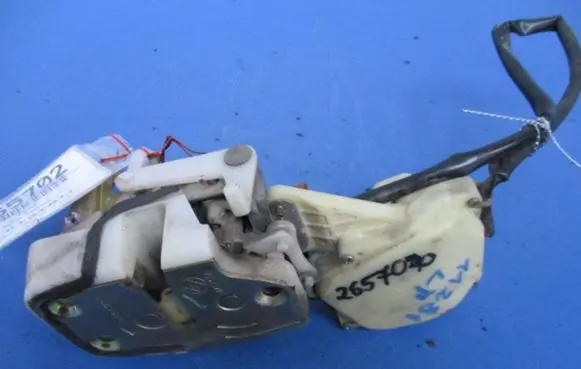 Honda Odyssey Rear door lock