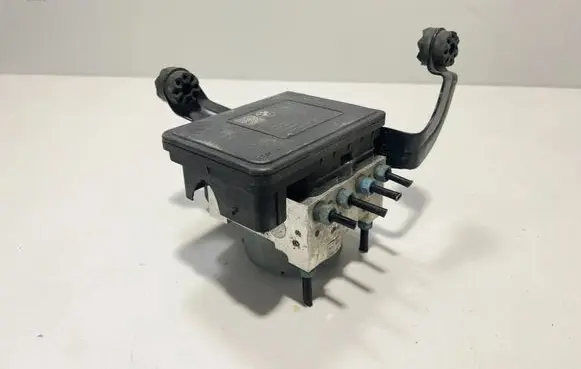 BMW 4 F36 Gran coupe ABS Pump 6887741
