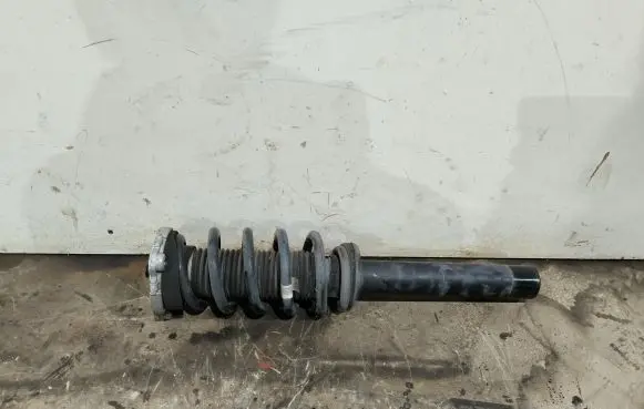 Volvo XC90 Front shock absorber/damper 31451830