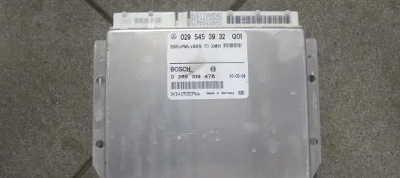 Mercedes-Benz S W220 ESP (stability system) control unit 0295453932 0265109478