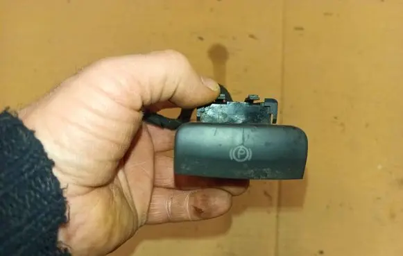 Peugeot 5008 Hand parking brake switch 9666405677