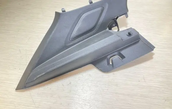 Volvo XC40 (C) pillar trim 32244154 32244156