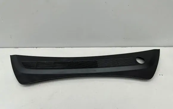 Tesla Model 3 Wiper trim 108169200B 108167500B 107996