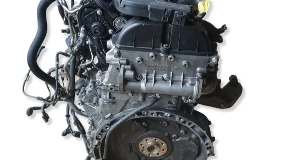 Infiniti Q50 Engine head A6510150601