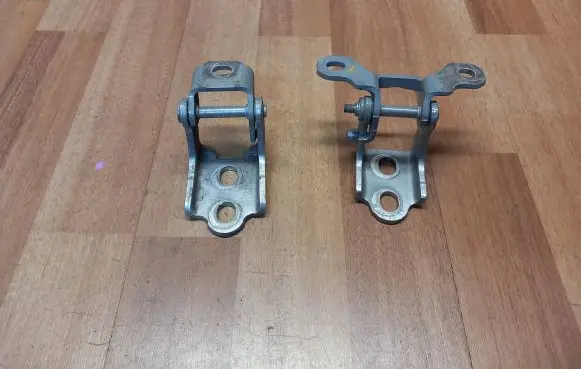 Renault Scenic IV - Grand scenic IV Rear door hinge set 804007634R 804218851R 6990R