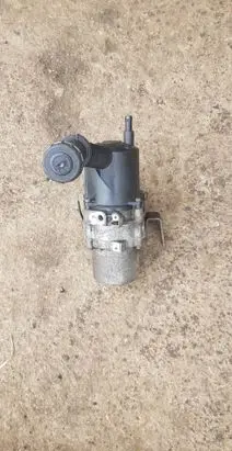 Citroen C4 I Power steering pump 9680989480