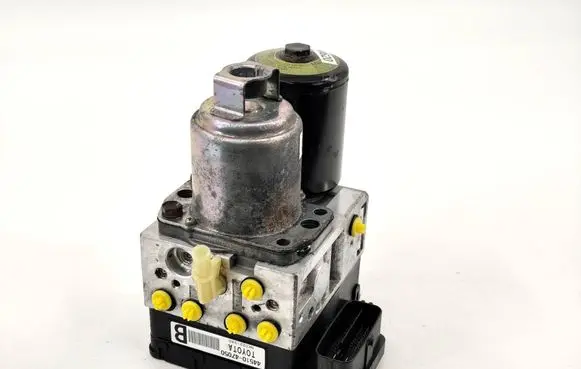Toyota Prius (XW20) ABS Pump 4451047050