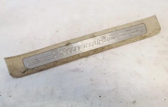 Hyundai Santa Fe Front sill trim cover 858812b000 85881-2b000