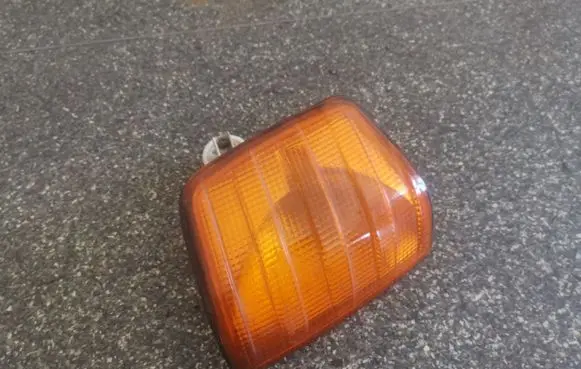 Front indicator light