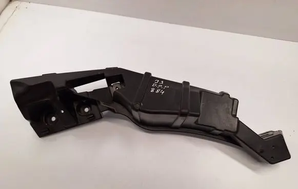 BMW i3 Fender mounting bracket 51647368158