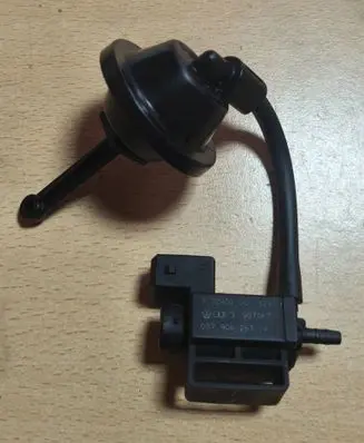 Volkswagen PASSAT B5.5 Valve vacuum 72240200 99T067 037906283A