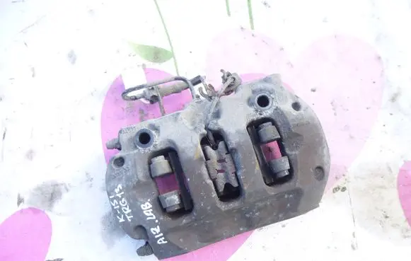 Volkswagen Touareg II Rear brake caliper 7P6615404K 01013BM5