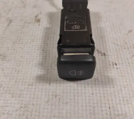 Fog light switch