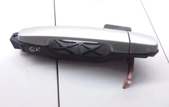 Toyota Avensis Verso Rear door exterior handle 