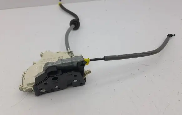 Audi A4 S4 B9 Rear door lock 4G0839016F
