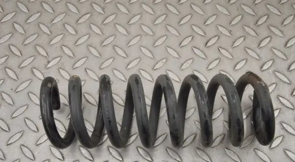Mercedes-Benz CLS C218 X218 Rear coil spring