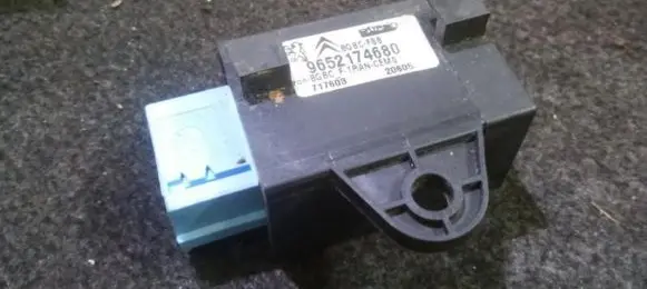 Peugeot 407 Other relay 9652174680